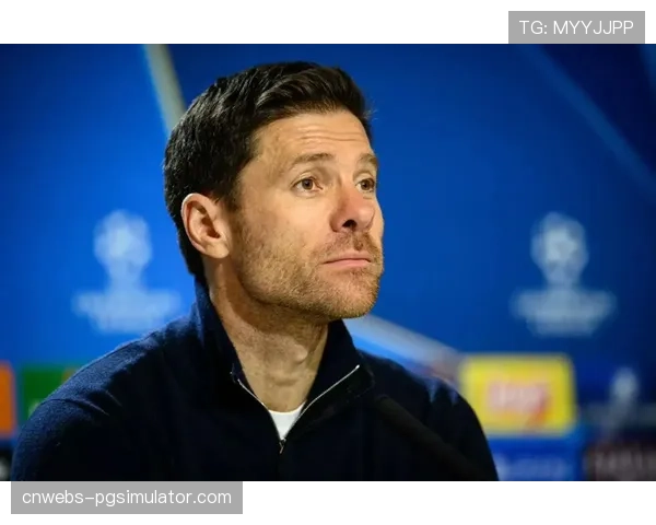 勒沃库森主帅阿隆索独家专访：谈从中场大师到战术革新者的转型。